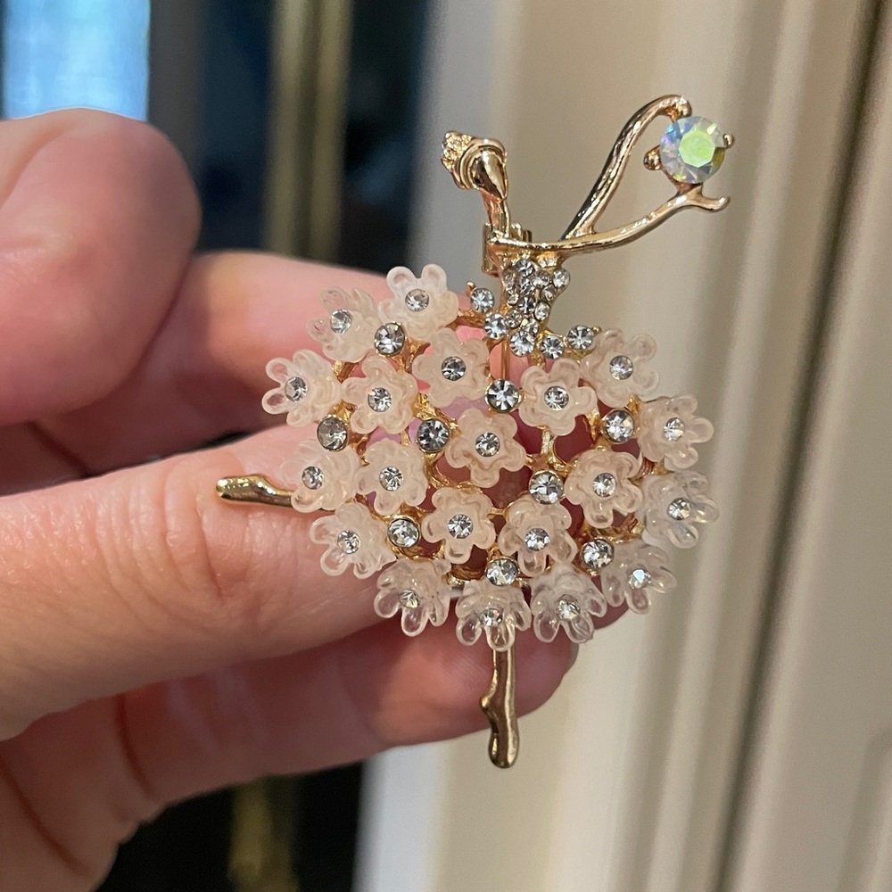 Flower Ballerina Dancer Brooch - Picture 4 of 4